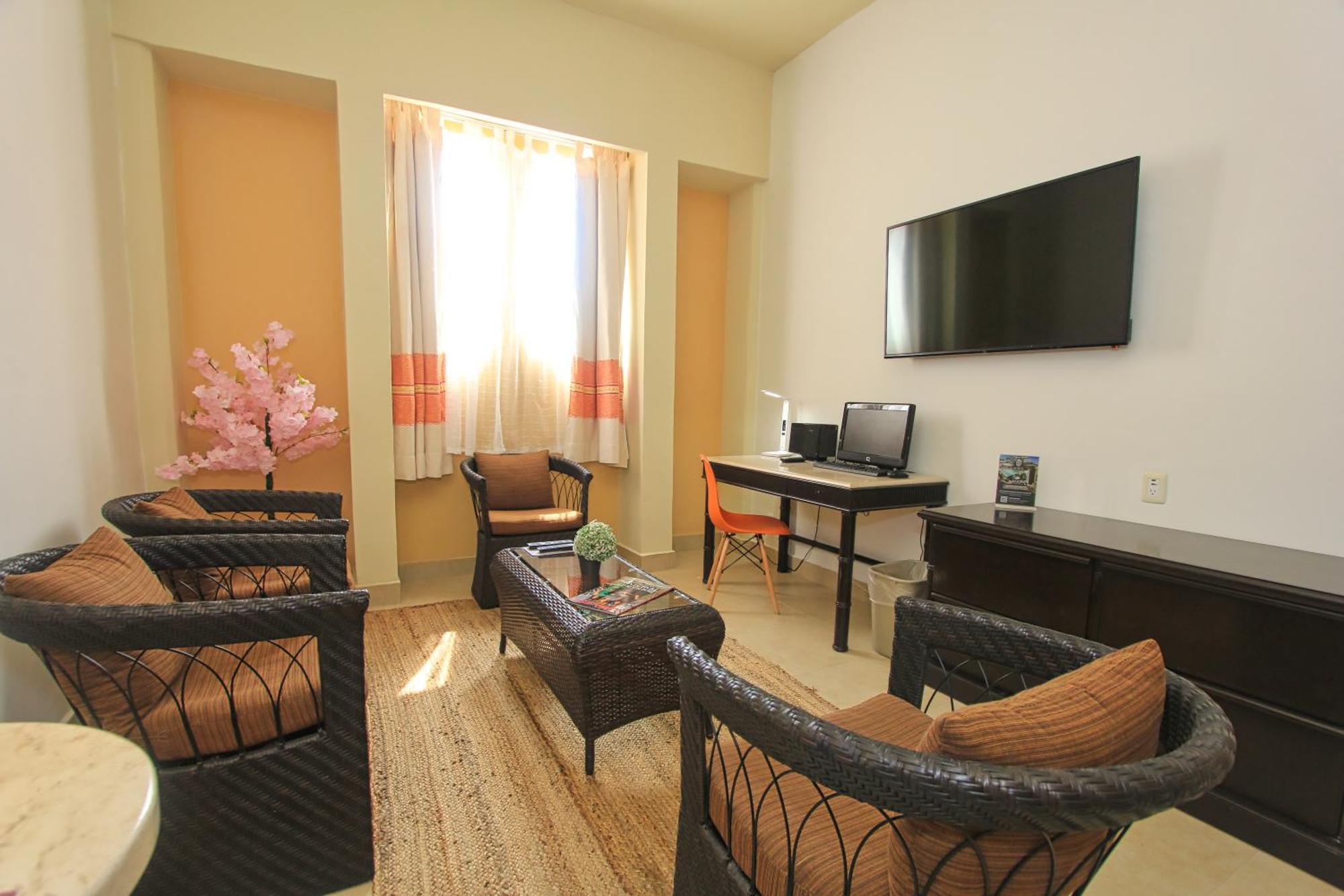 Superior Family Room